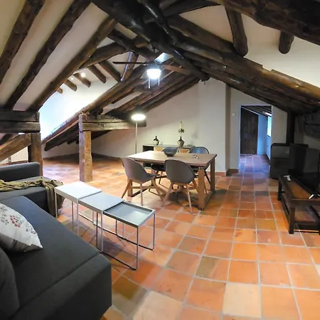 Feriehus El Refugio De *