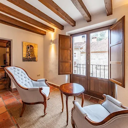 Feriehus El Refugio De *